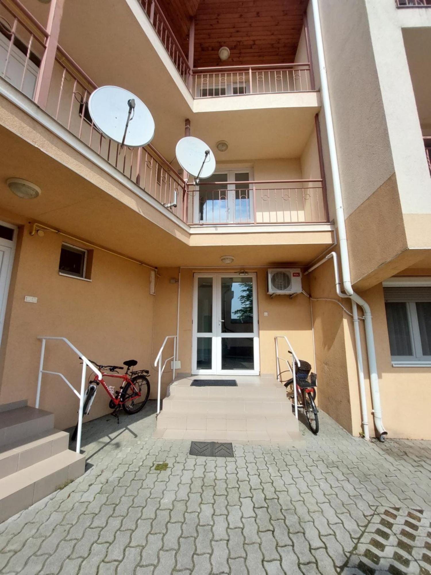 Sunshine Resort Apartment Hajduszoboszlo Exterior photo
